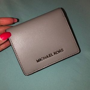 Micheal Kors Grey Wallet